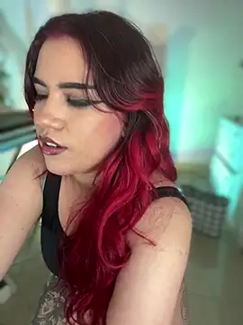 NikkiNix webcam