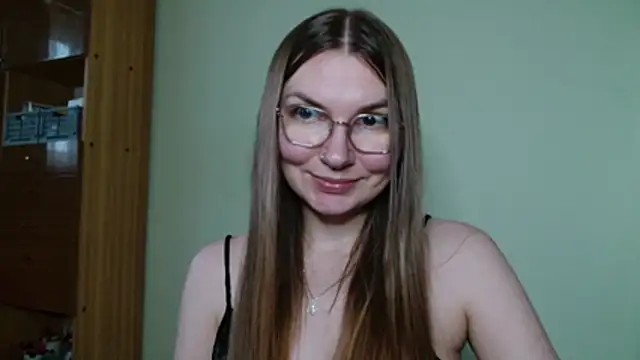 LooveELLYx webcam