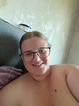 CurvyPaar2 webcam