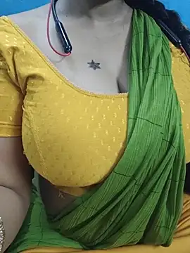 Tamil_Vennila_ webcam