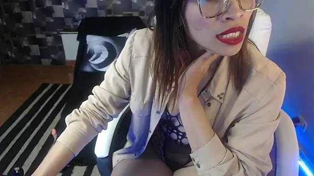 CandyGirl30 webcam