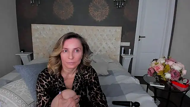 AllisonWilliams webcam