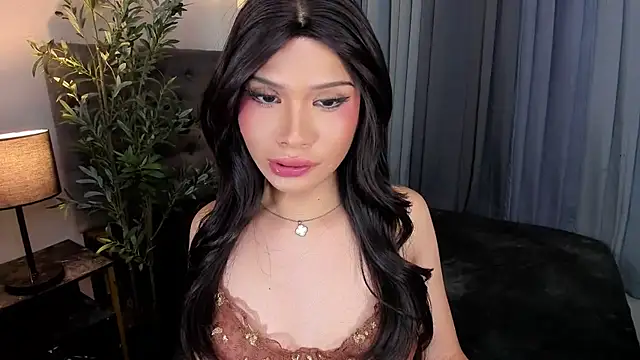 delightfulasianhugecock webcam