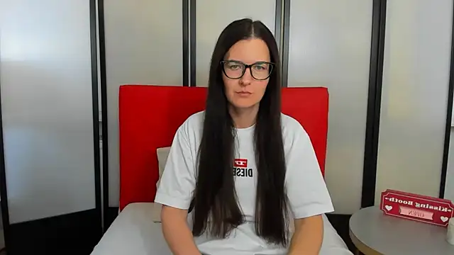 NadiaXlove webcam