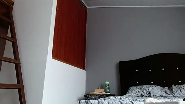 Emilia_1995 webcam