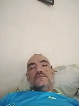 Chucholin19842 webcam