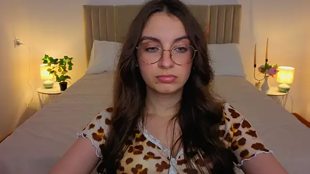 Real_cutie1 webcam