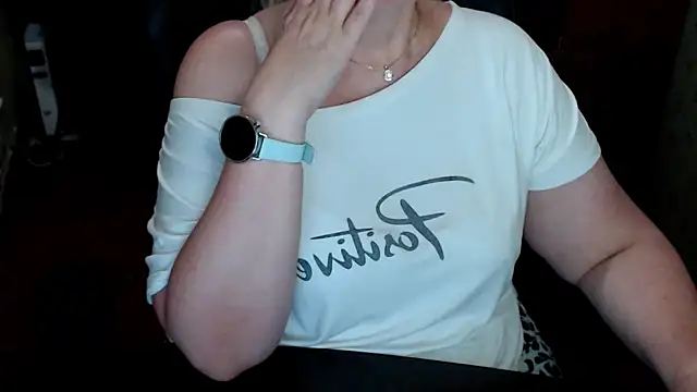 AlisaHot55 webcam