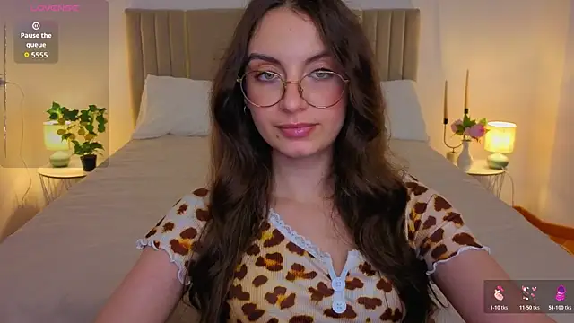 Real_cutie1 webcam