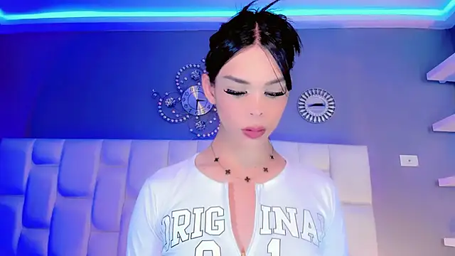Kisses_Sophia webcam
