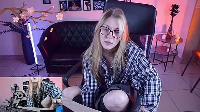 lanafitch webcam