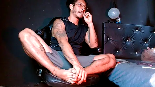 FuckHardlove webcam