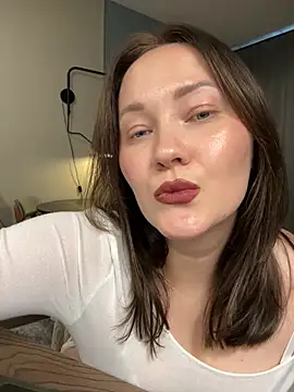Kiss_My_Body webcam