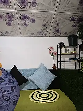 emali_baba webcam