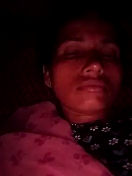 KIRTI12_HOT webcam