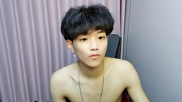 wssoo11 live cam on StripChat