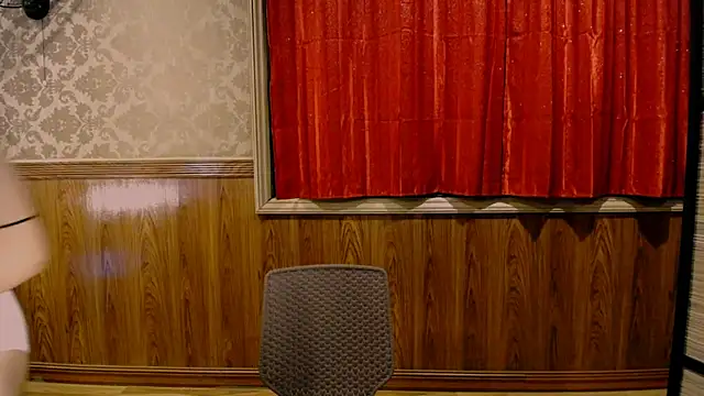hugecock_molly webcam