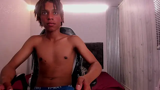 luccas_lowee webcam