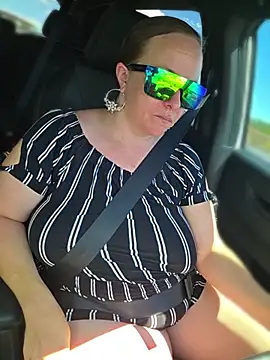 julimonroe webcam