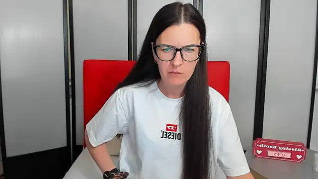 NadiaXlove webcam