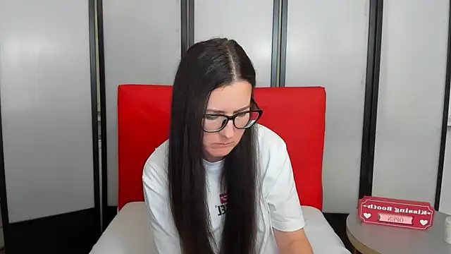 NadiaXlove webcam