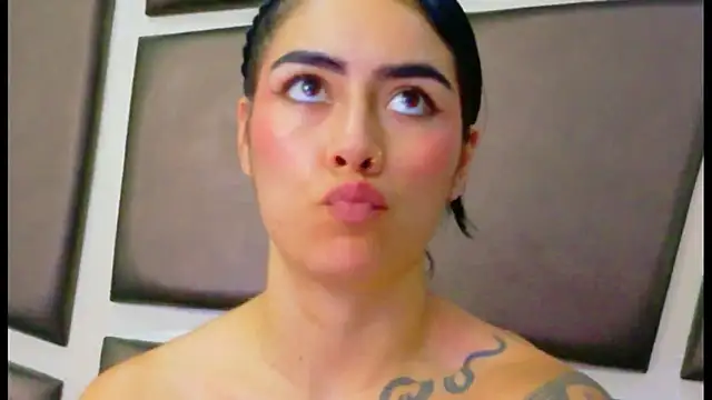NicoleEsposito webcam
