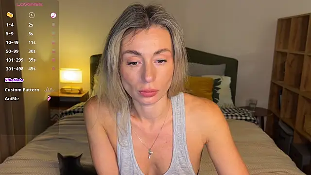 DannaEvan live cam on StripChat