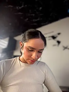 Isabella-Teen webcam
