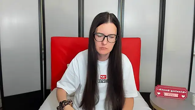 NadiaXlove webcam