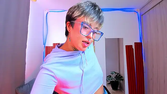 Rebeka-baker webcam