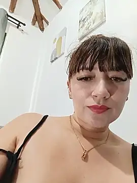 tata_sanz_ (Ask my age) - ride dildo