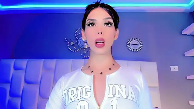 Kisses_Sophia webcam