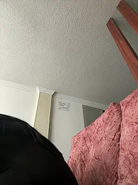 Abril_Luv webcam