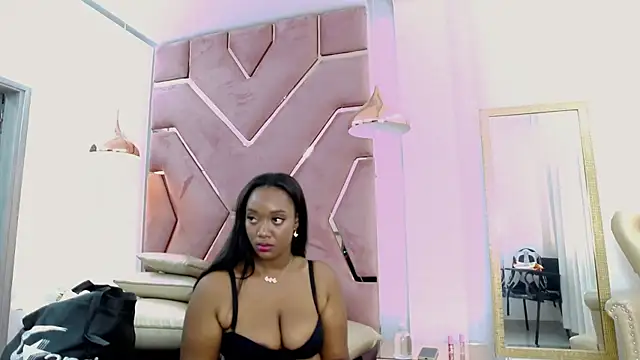 RoxannaBlanche webcam