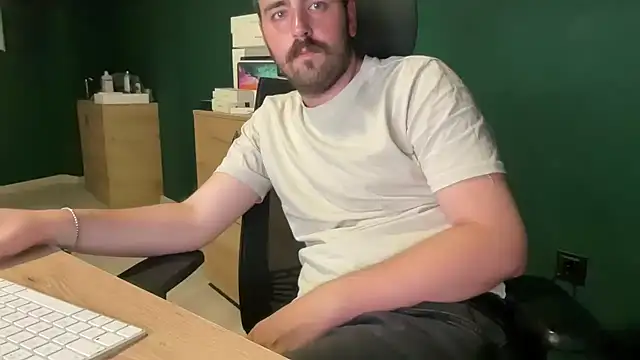 white_wizard_ webcam