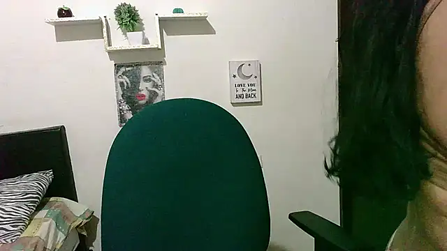 zaray_bella webcam