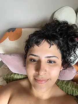 SugarTroubl33 webcam