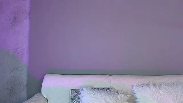 AshleyMonroee__ webcam