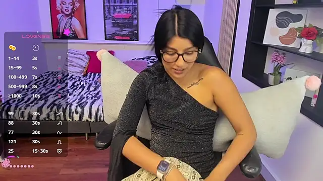 Hailey_Adams webcam
