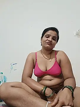 Cut_rani64 webcam