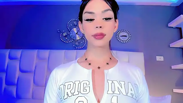 Kisses_Sophia webcam