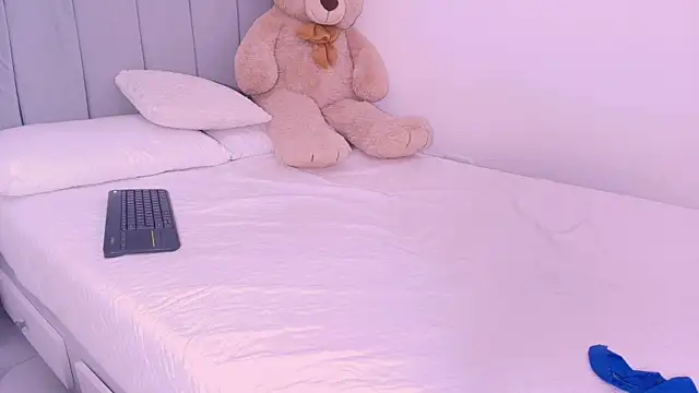 DannaHyde webcam