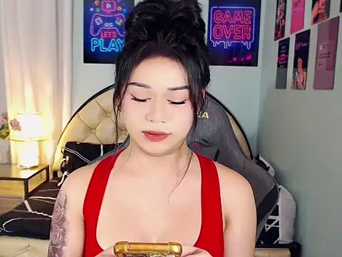 SexxyTsLoverr webcam