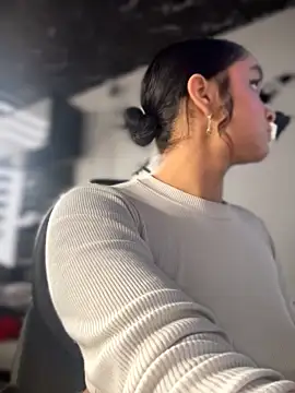 Isabella-Teen webcam