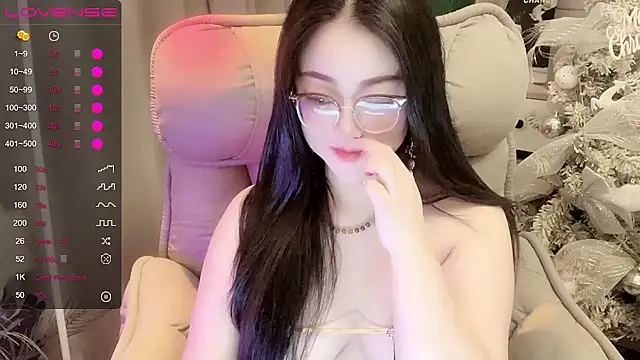 Monica-666888- webcam