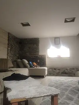 youngestOjta webcam