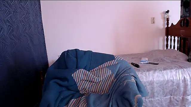 Freyja_eter live cam on StripChat