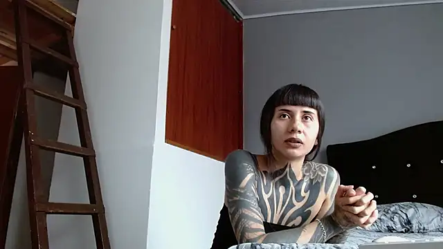 Emilia_1995 webcam