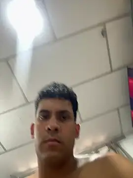 Tonyvelvet webcam