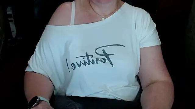 AlisaHot55 webcam